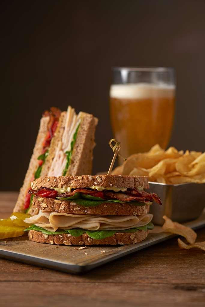 College Park Hyatt Place Atlanta Airport North מסעדה תמונה